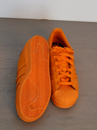 Adidas Originals x Pharrell Williams Supercolour Sneakers – IT 38