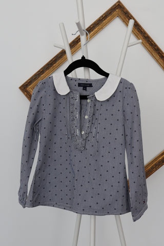 Tommy Hilfiger girls blue and white shirt, size 110 cm, classic silhouette