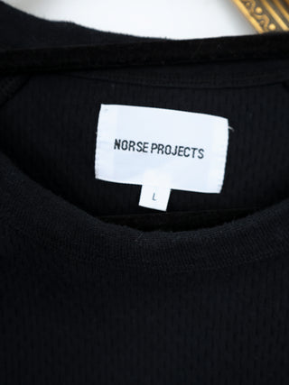  Norse Projects Tyr Raglan Crew Sweatshirt – Black | Size L