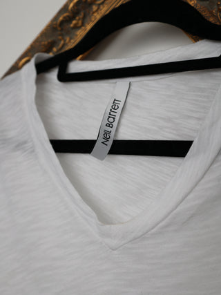 Neil Barrett Layered Hem V-Neck Slub T-Shirt – White | L
