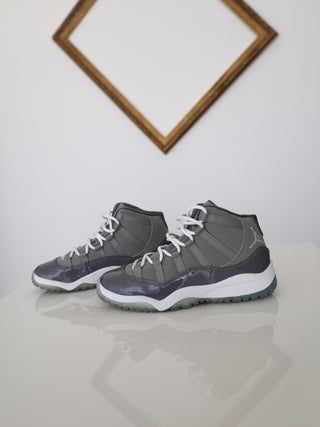 Nike Air Jordan 11 Retro Cool Grey sneakers size 33.5 EU.