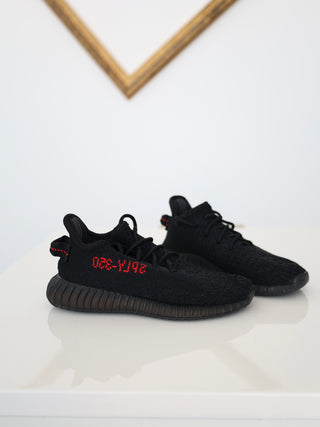 Adidas Yeezy Boost 350 V2 black red kids sneakers size 27 EU.