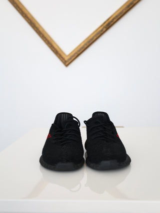 Adidas Yeezy Boost 350 V2 black red kids sneakers size 27 EU.