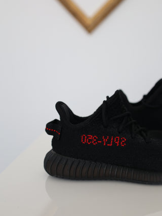 Adidas Yeezy Boost 350 V2 black red kids sneakers size 27 EU.