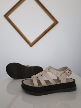 Melissa Flox III beige strappy sandals size 35/36 EU.