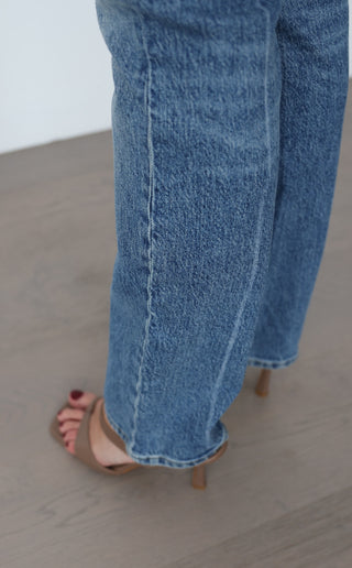 Reformation blue mid rise straight leg button fly jeans size 27.