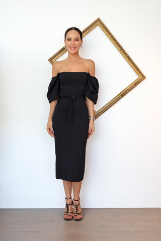 Scanlan Theodore black crepe knit off shoulder coupe sleeve dress size small.