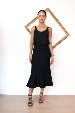 Scanlan Theodore black crepe knit soft hem midi skirt fitted silhouette