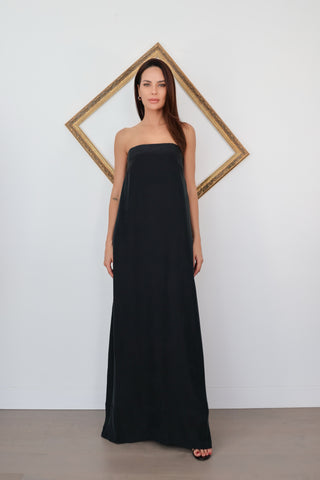 Ginger and Smart black strapless silk gown with relaxed fit column silhouette and side pockets elegant evening dress