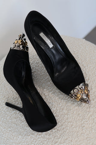 Louis Vuitton black leather pointed-toe heels with metallic embellished toe caps and slim stiletto heels, size EU 37.