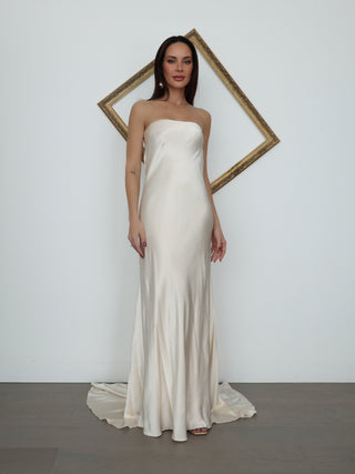 Shona Joy La Lune women’s strapless satin gown in ivory, AU Size 10, featuring a straight neckline, bias-cut silhouette, floor-length skirt and sweeping train.
