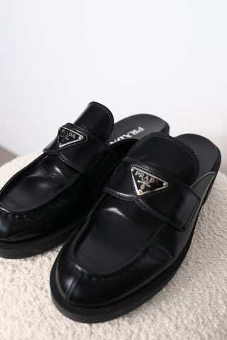 Prada Chunky Triangle Logo Sliders - IT 40