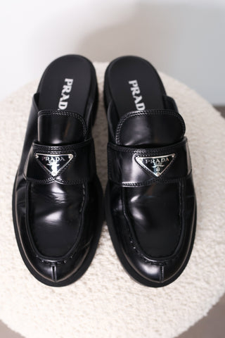 Prada Chunky Triangle Logo Sliders - IT 40