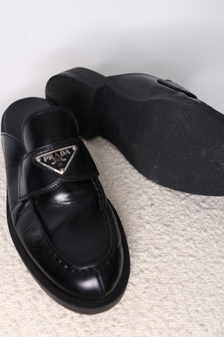 Prada Chunky Triangle Logo Sliders - IT 40
