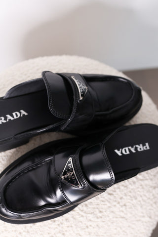 Prada Chunky Triangle Logo Sliders - IT 40