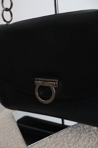 Ferragamo Black Calf Leather Shoulder Bag – Medium